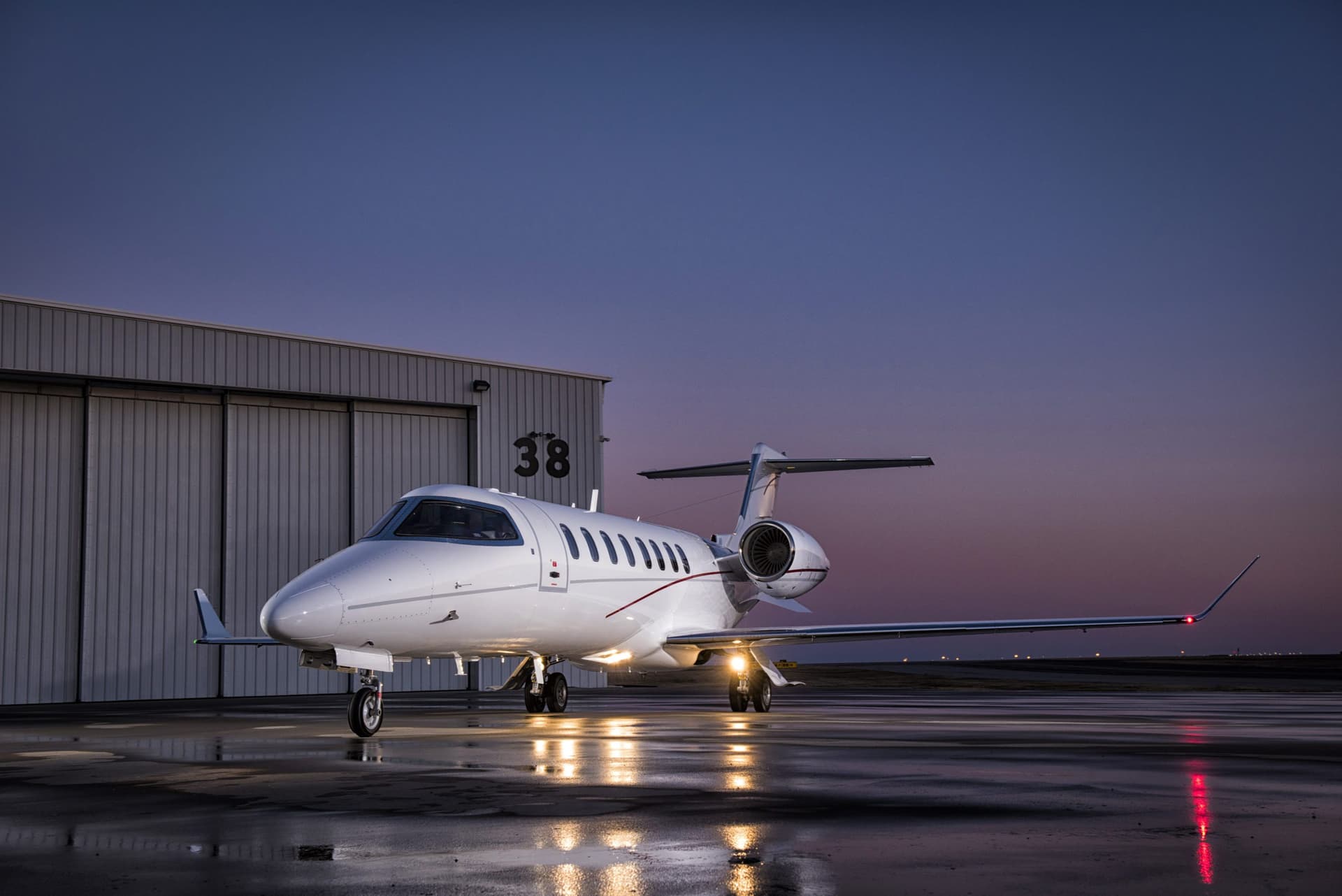 Bombardier Learjet 75