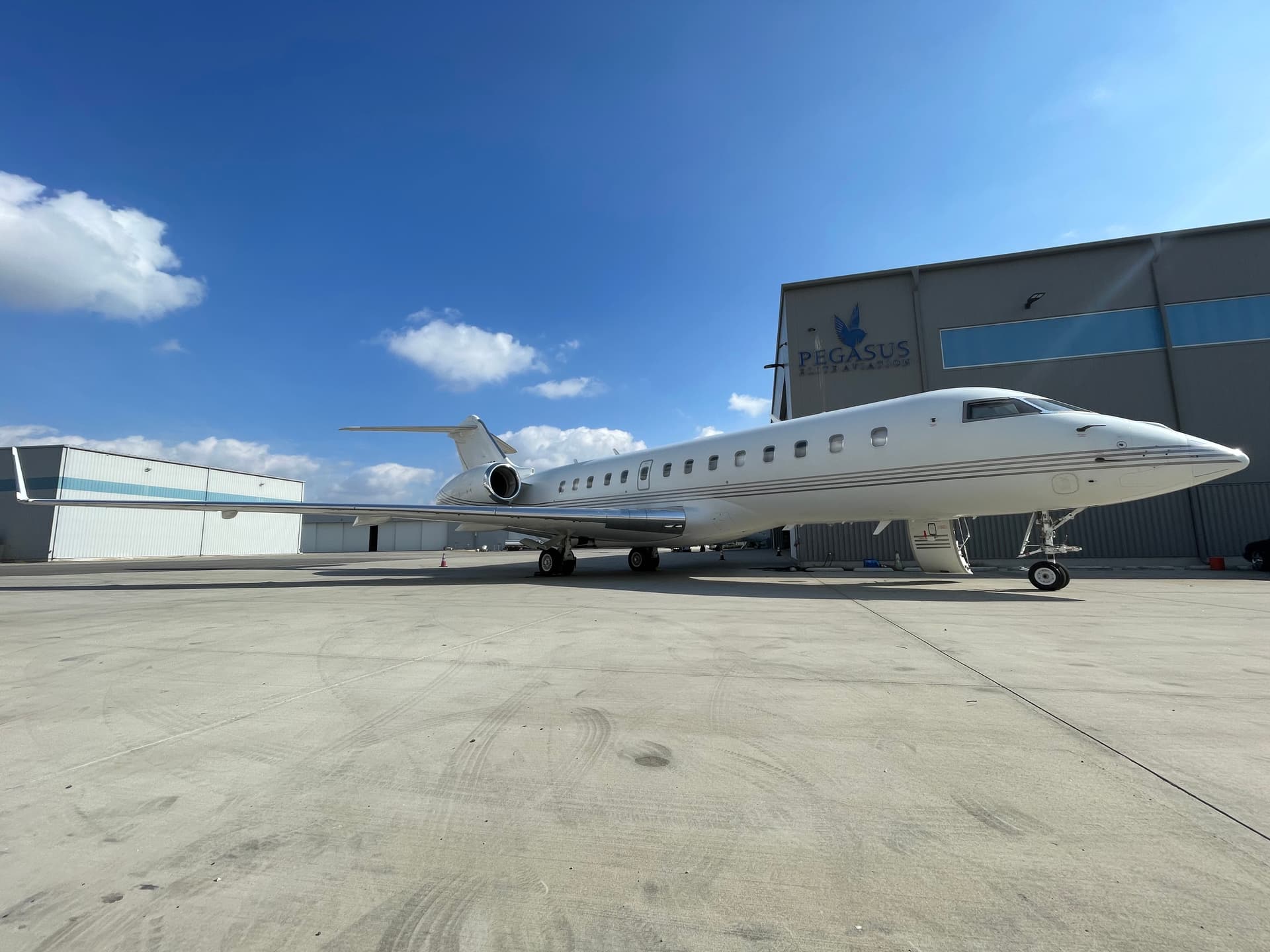 Bombardier Global 5000