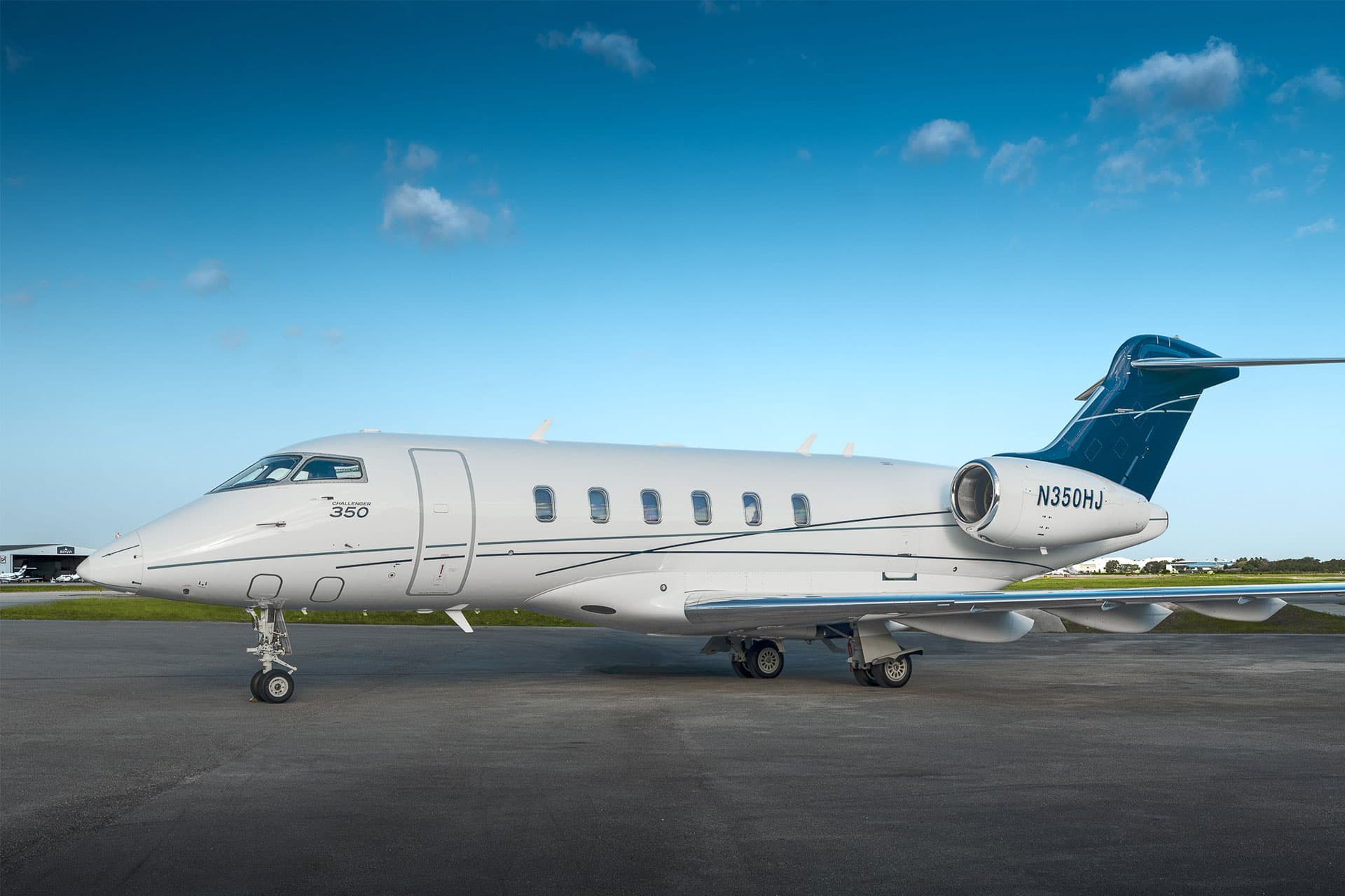 Bombardier Challenger 350